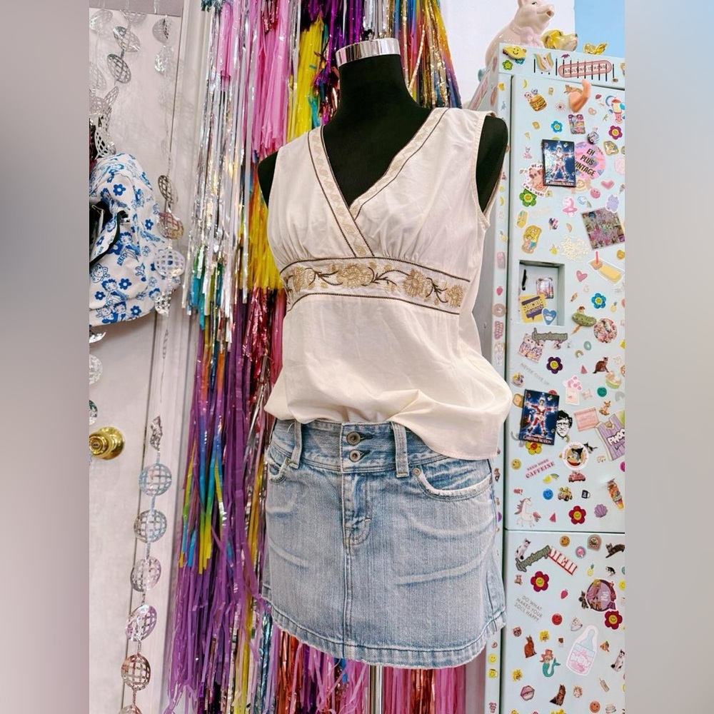 Vintage Y2K 2000s embroidered tank